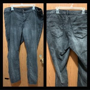 Maurice’s Gray-Wash Jeggings